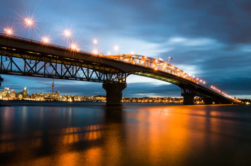 Harbour Bridge 在 奧克蘭， 紐西蘭